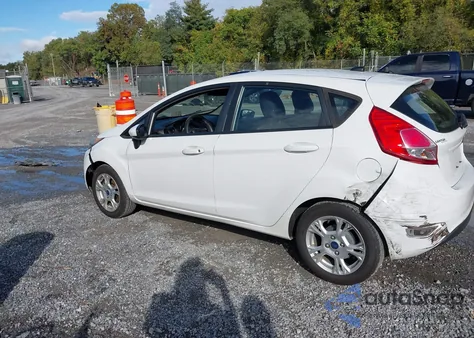 2015 Ford Fiesta S z USA, uszkodzony, nr VIN 3FADP4TJ8FM189646